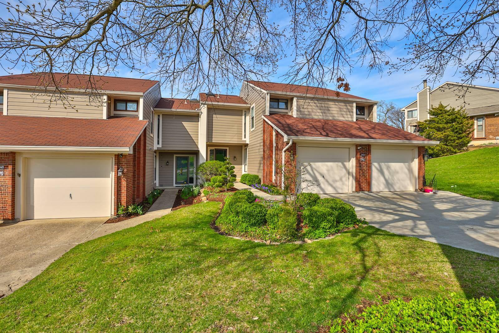 Photo of 2944 Observatory Hill Court, Villa Hills, KY 41017