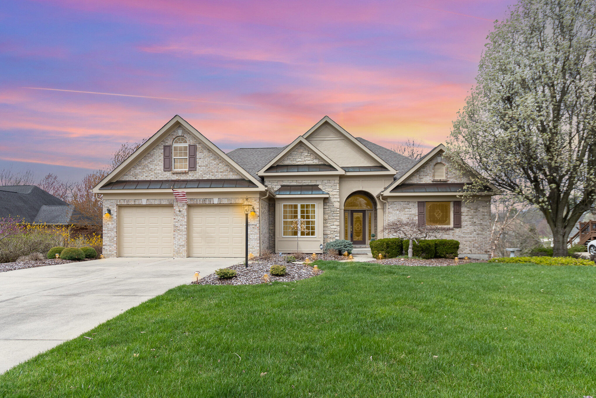 Photo of 1054 Spectacular Bid Drive, Union, KY 41091