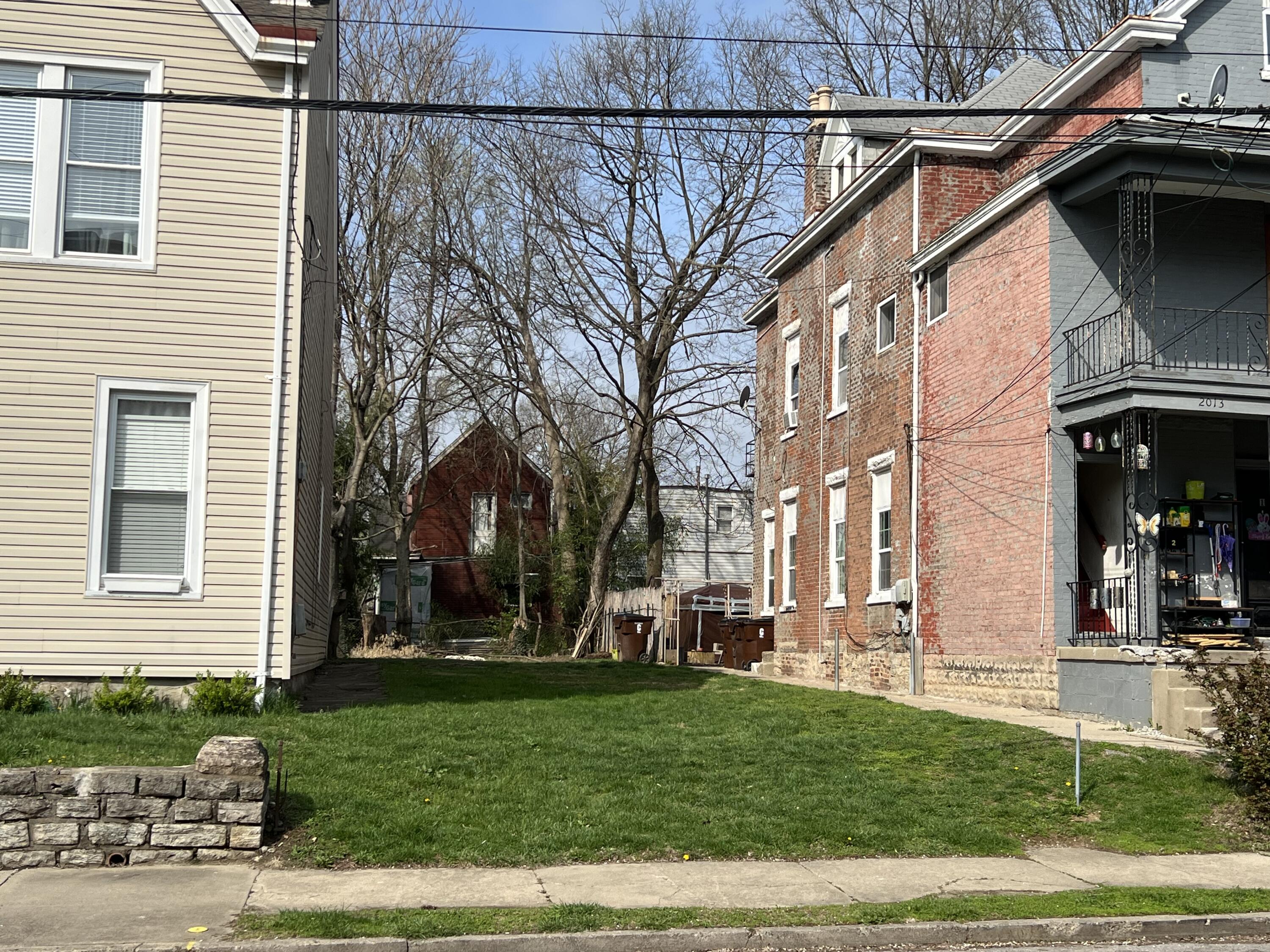 Photo of 2015 Garrard Street, Covington, KY 41014
