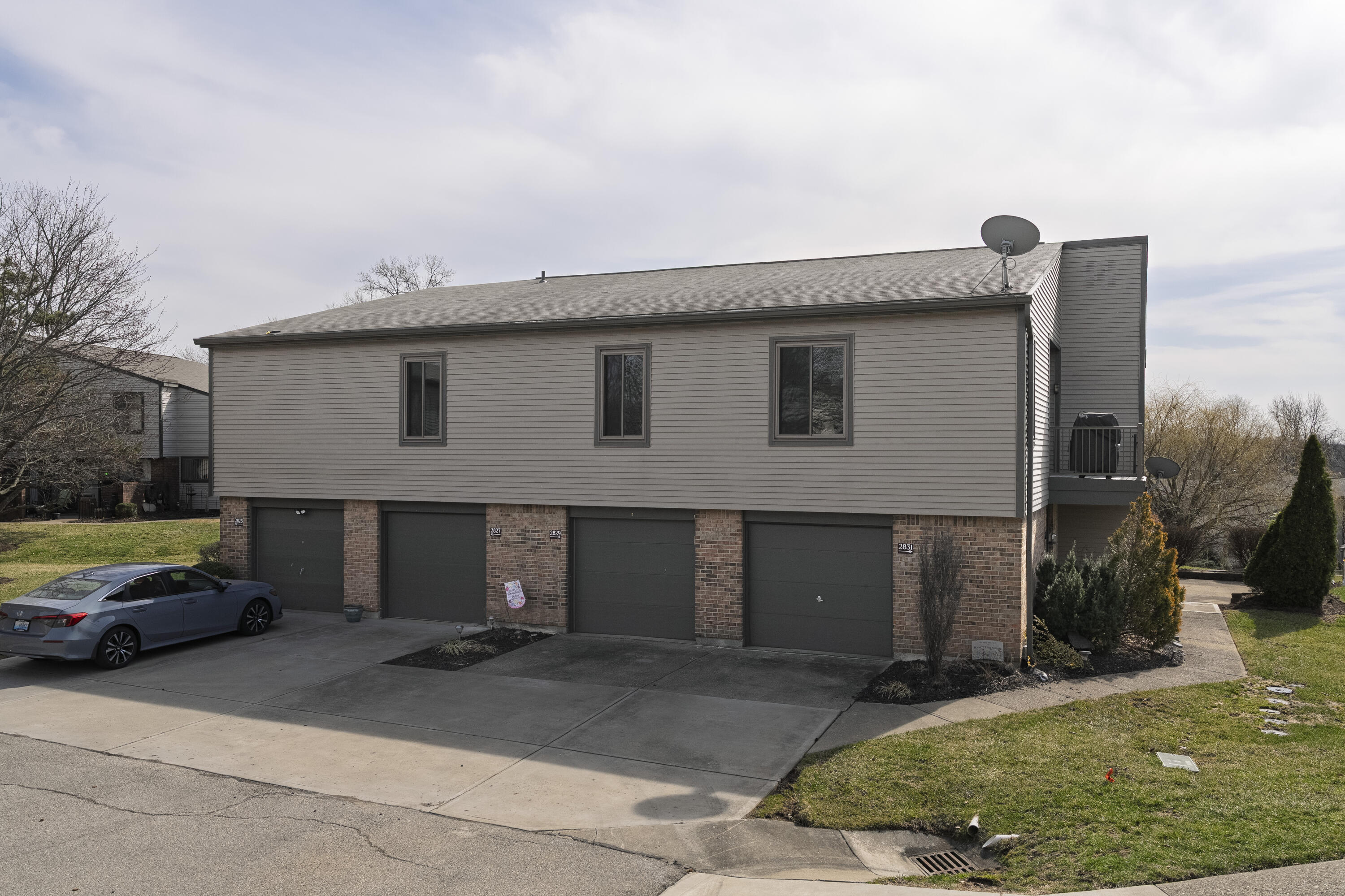 Photo of 2829 Dry Ridge Court, Villa Hills, KY 41017