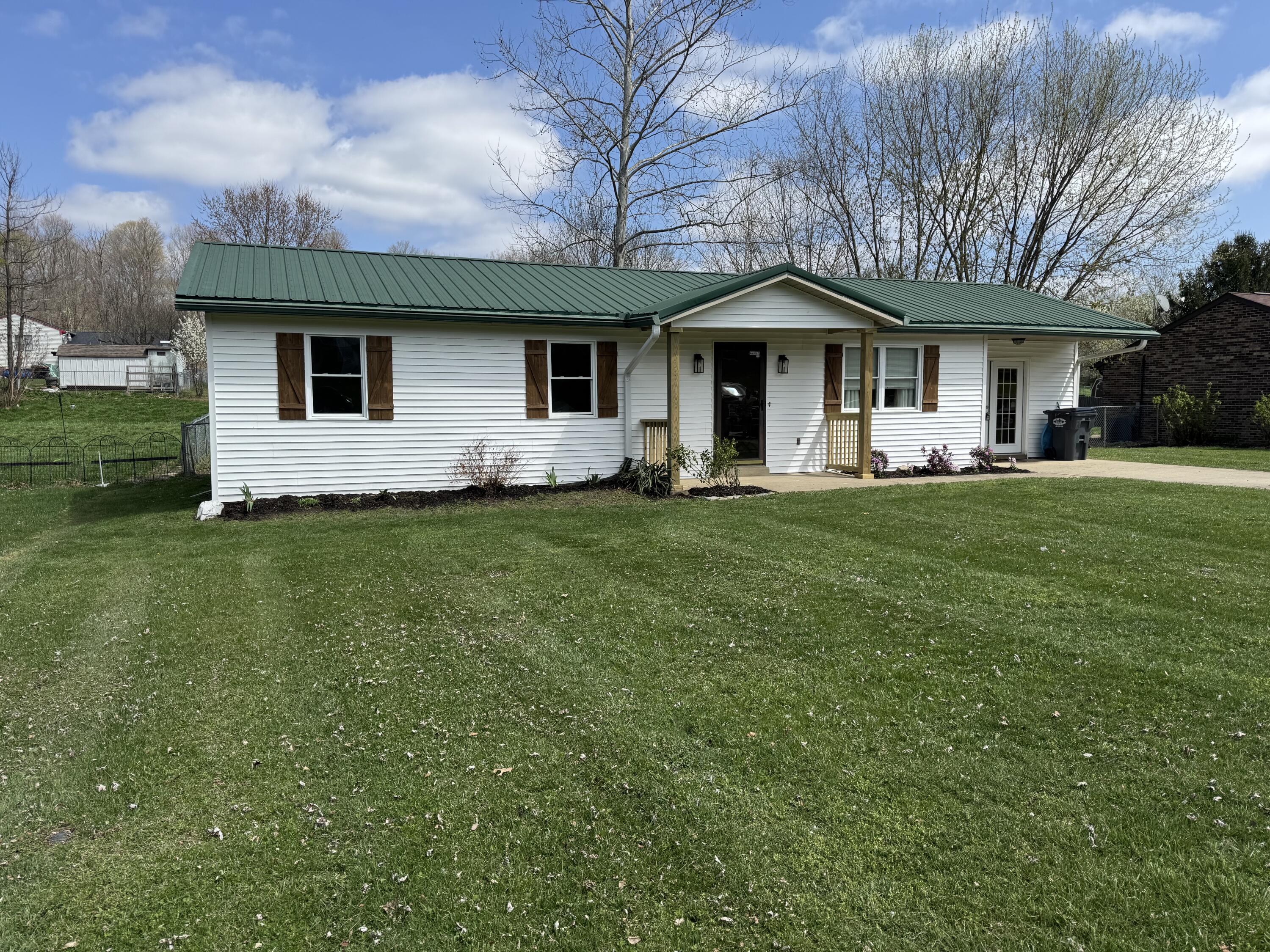 Photo of 107 Brookwood Drive, Walton, KY 41094