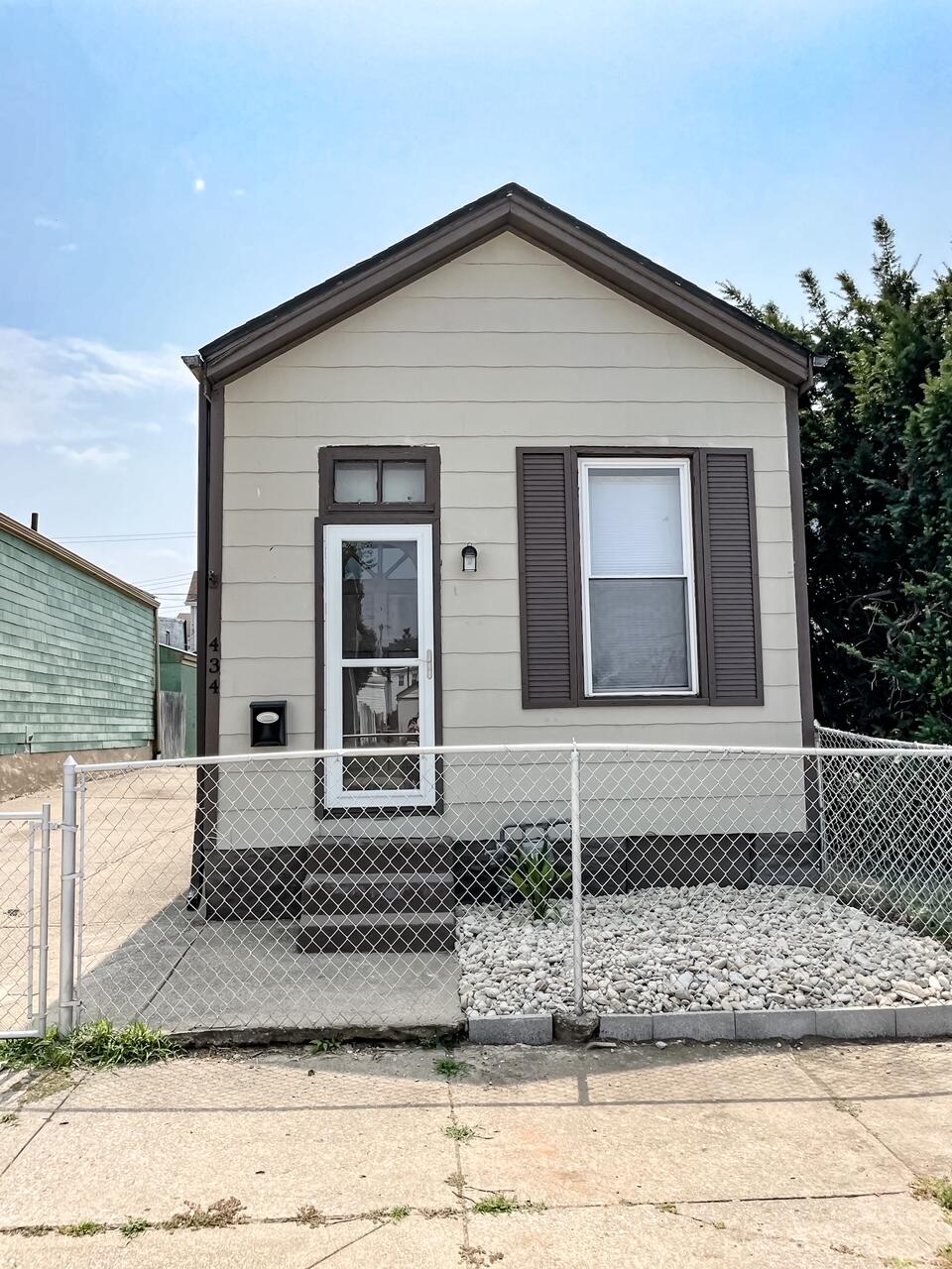 Photo of 434 Lindsey Street, Newport, KY 41071