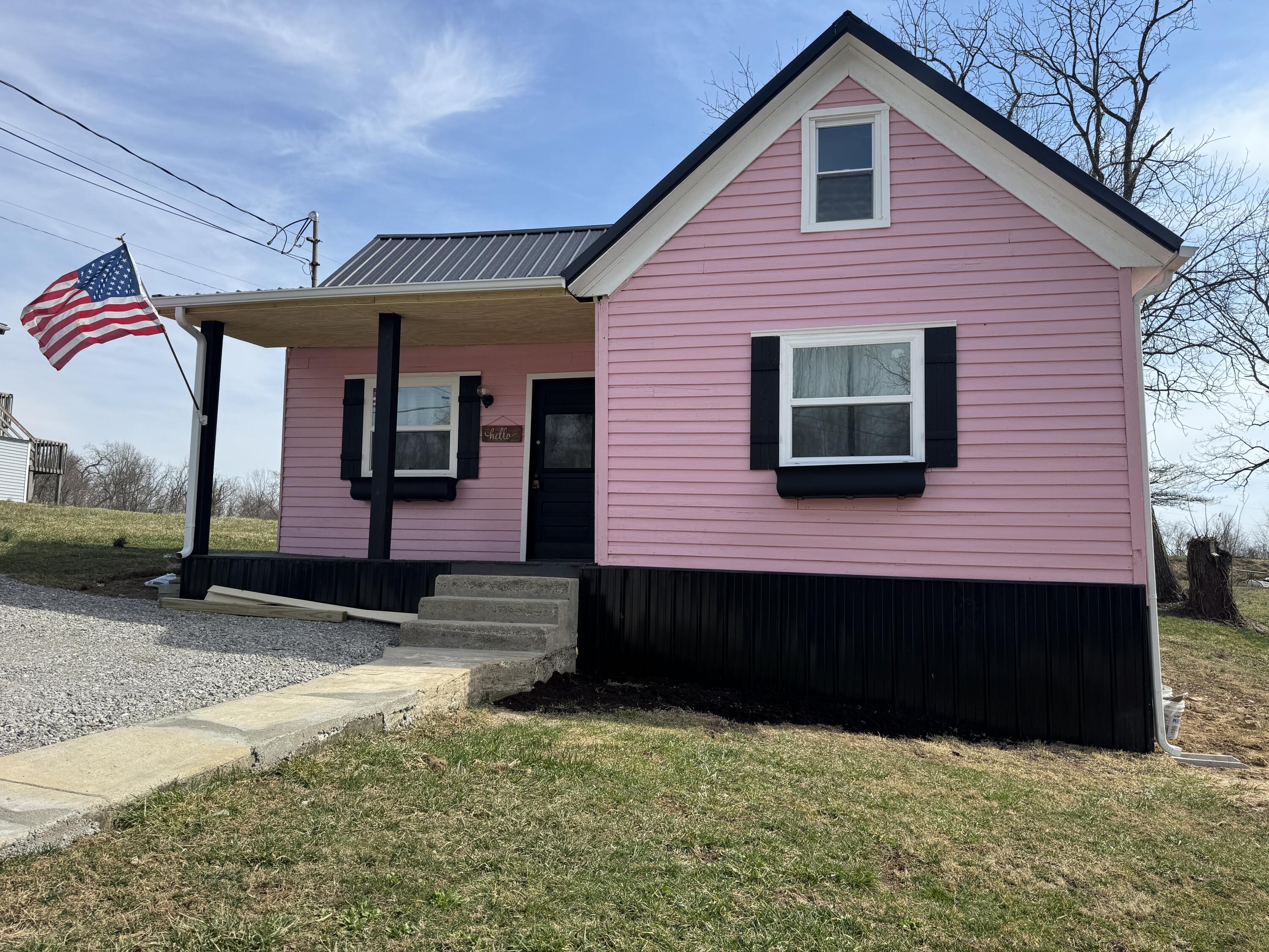 Photo of 349 Garrett Avenue, Brooksville, KY 41004