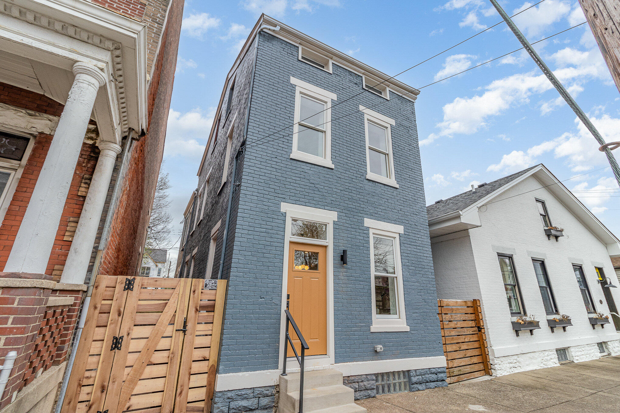 Photo of 1102 Lee Street, Covington, KY 41011