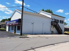 The location is on the bus route and just off of the 275 & 471 exits. The central location is perfect for any service driven business.