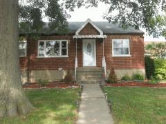 Upgraded kitchen offers like new stainless steel appliances