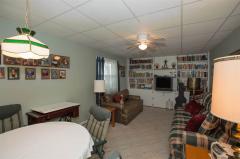 This room could also be 4th bedroom.