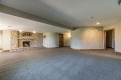 So. Much. Space.. to do just about anything with! Entertaining at it's finest!!!