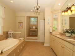 Master bath has all the details expected in a custom built masterpiece.
