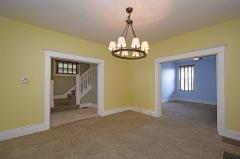Convenient to coffee shops, corner stores, restaurants and bars.