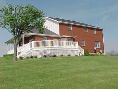 REAR VIEW- W/ LARGE VINYL DECK