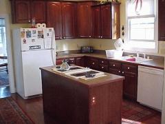 KITCHEN - SECOND VIEW