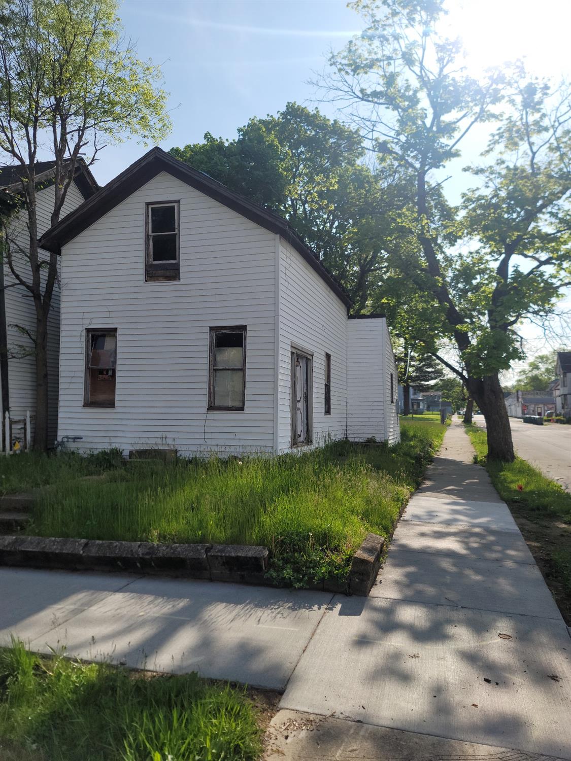 Photo of 331 S 11th St, Richmond, IN 47374
